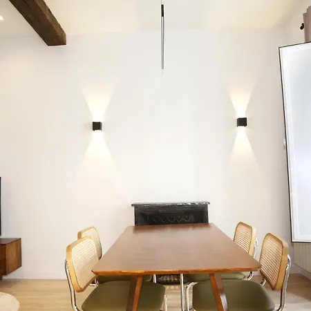 Apartamento Piso Boutique Frente Al Casco Viejo De